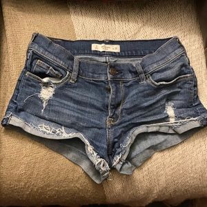 Abercrombie & Fitch-Distressed/Frayed Jean Shorts